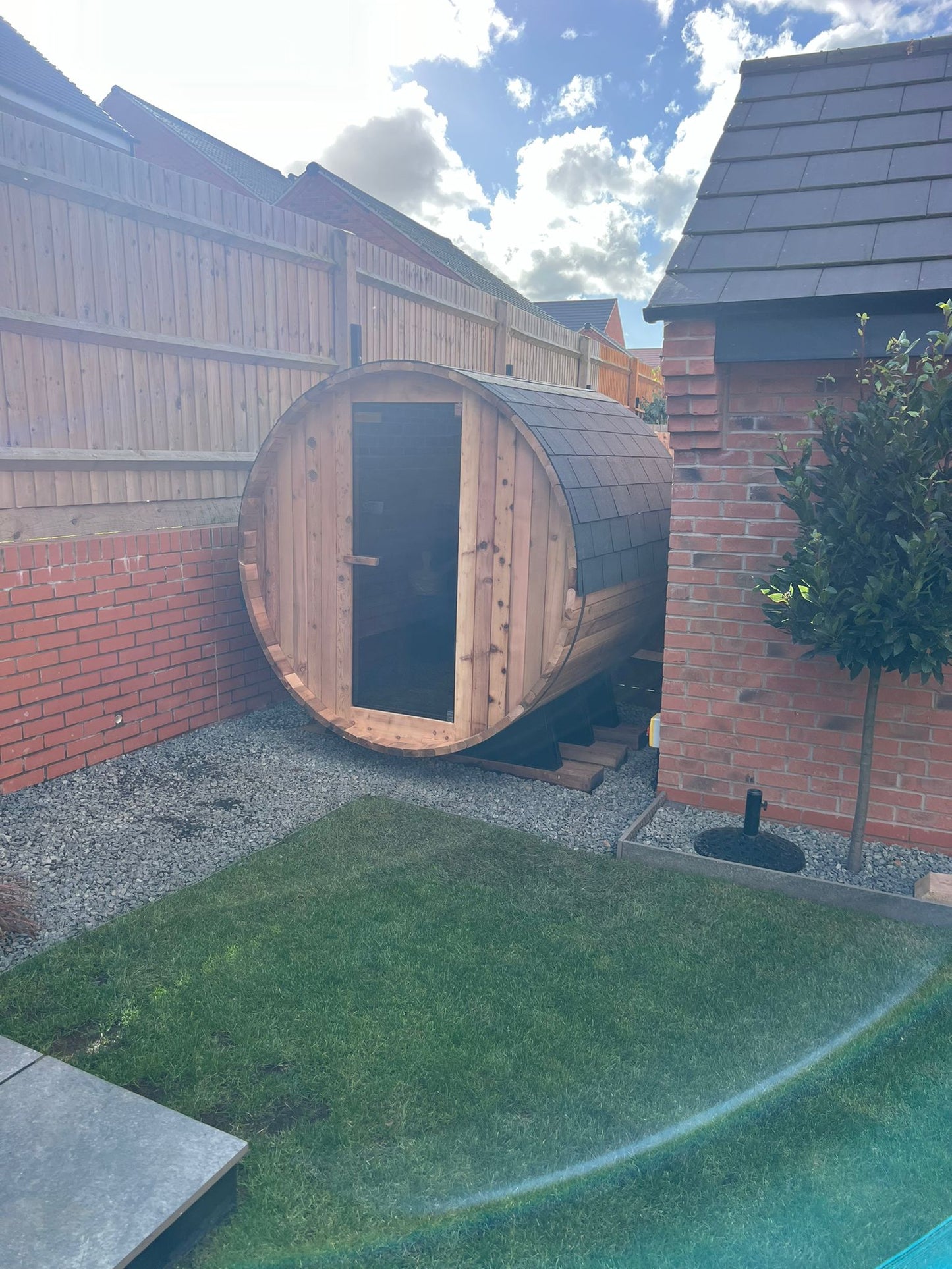 Rustic Barrel Sauna 8ft